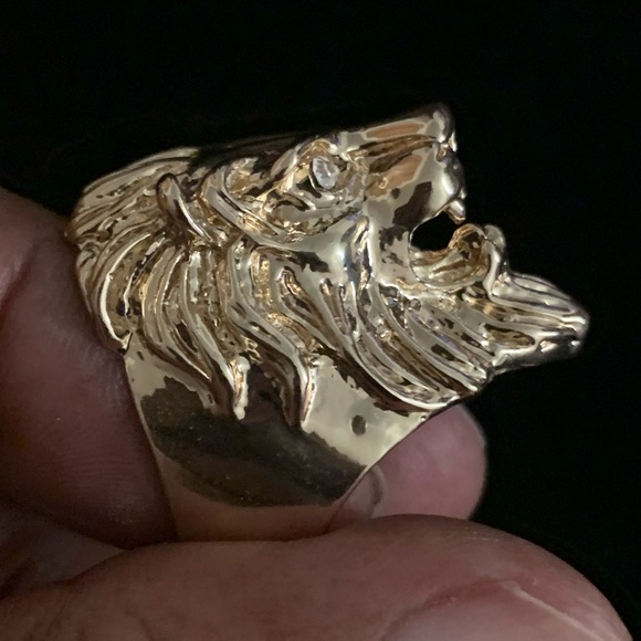 Ring - Picture 4 of 5